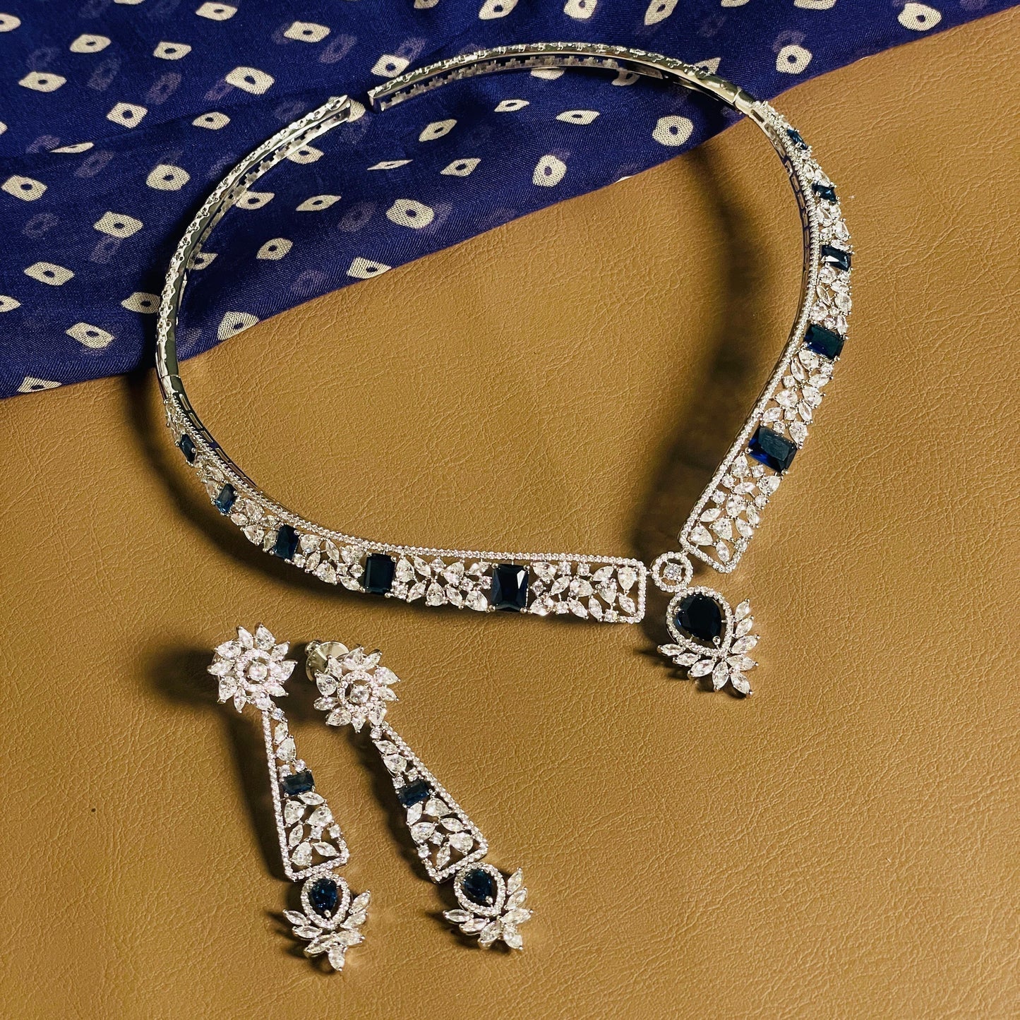 SILVER AD DIAMOND SET NAVY BLUE