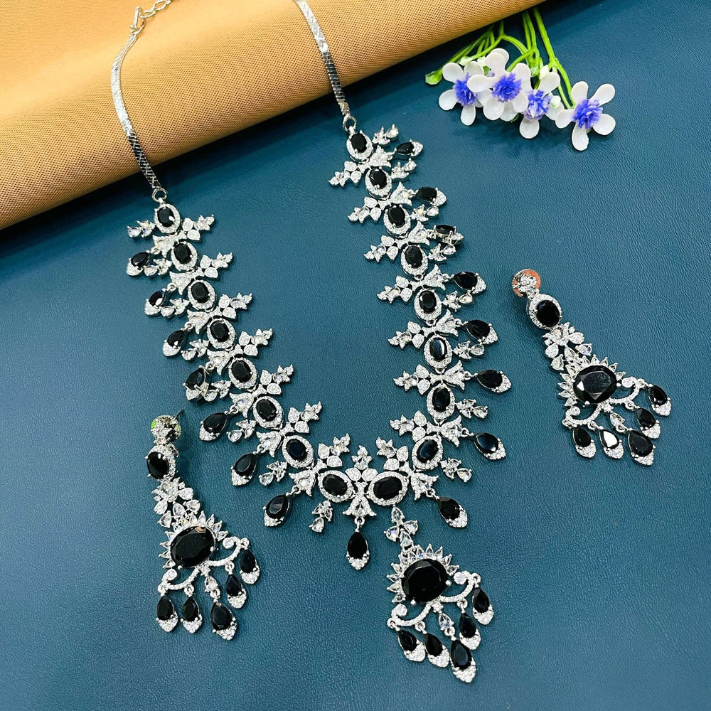 SILVER AD DIAMOND SET BLACK