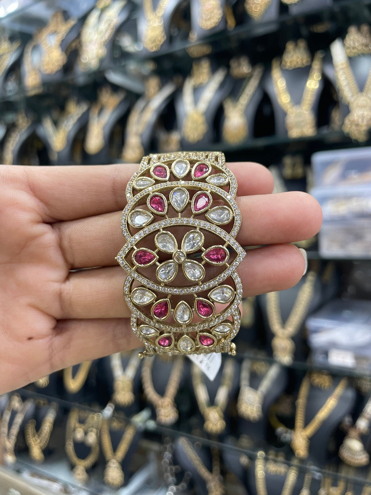 MOISSANITE KADA