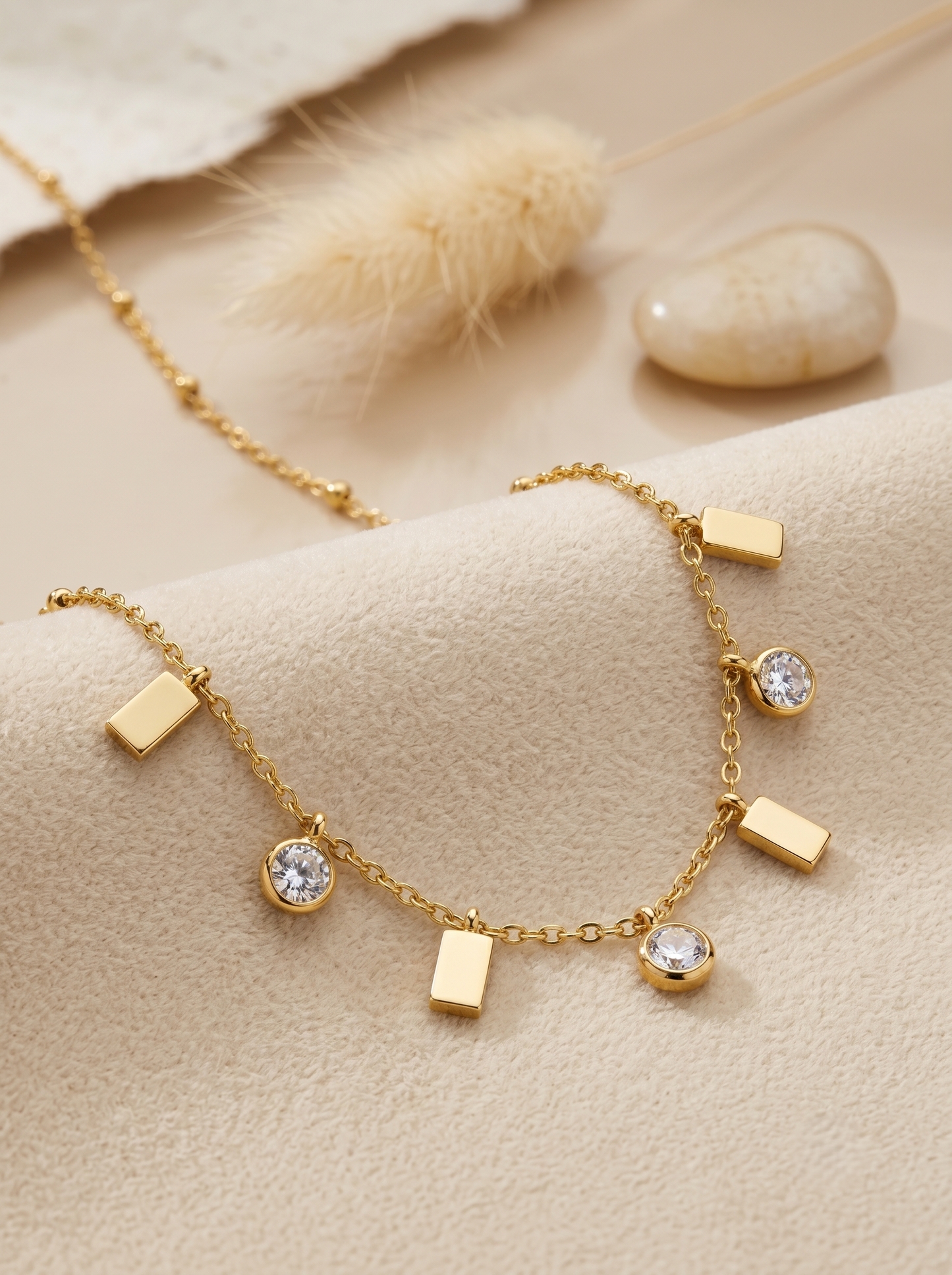 MINIMAL NECKLACE