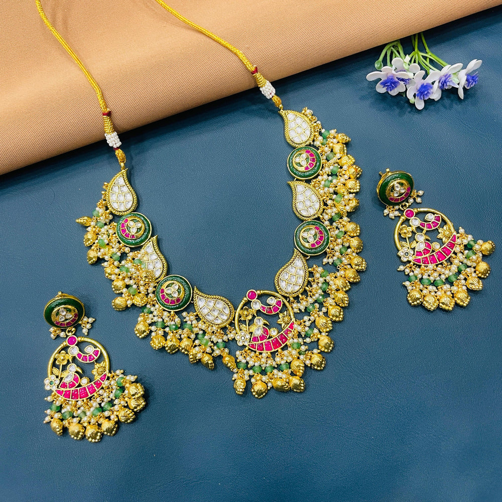 PACHI KUNDAN SET