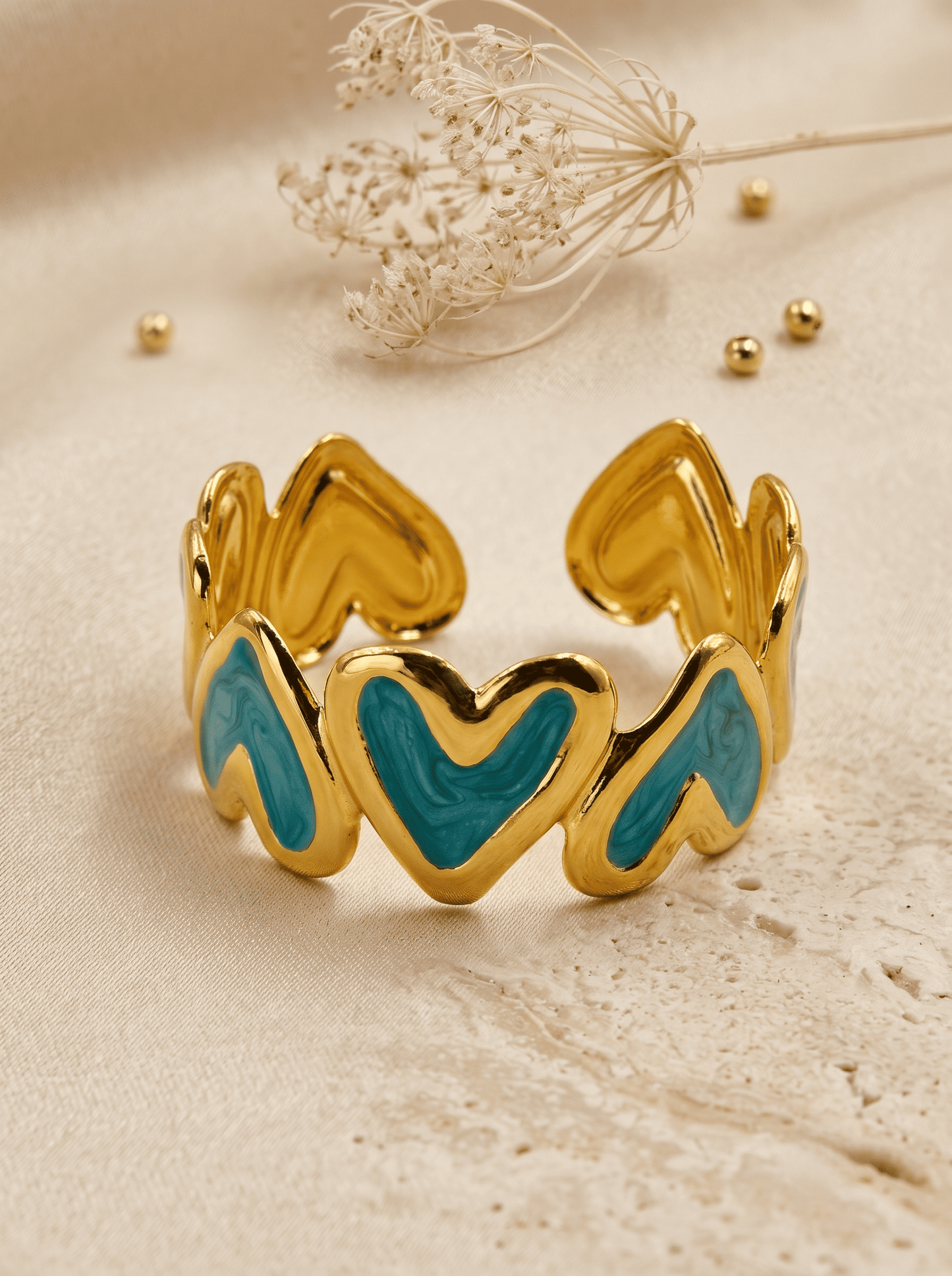 Split Cuff