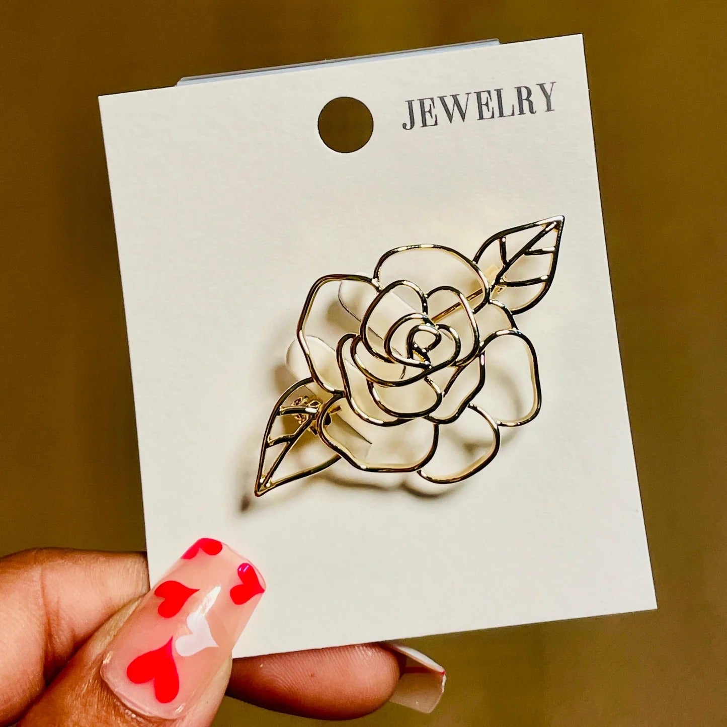 BROOCH 4