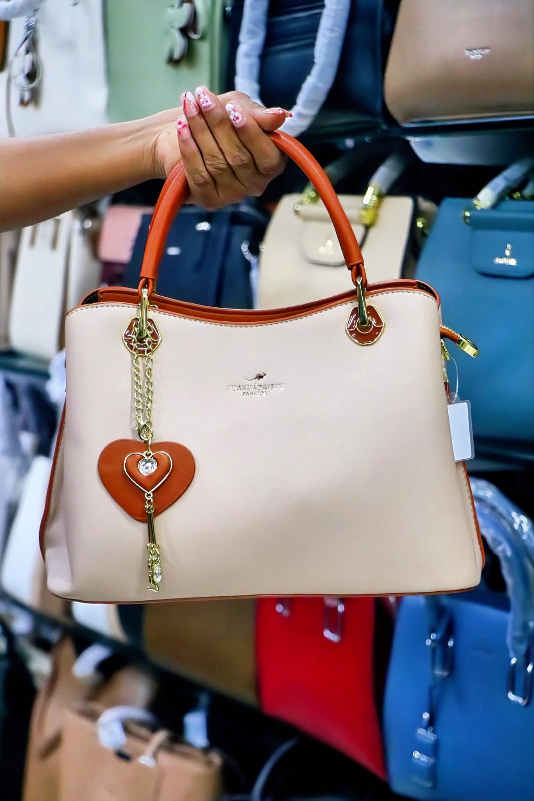 HAND BAG
