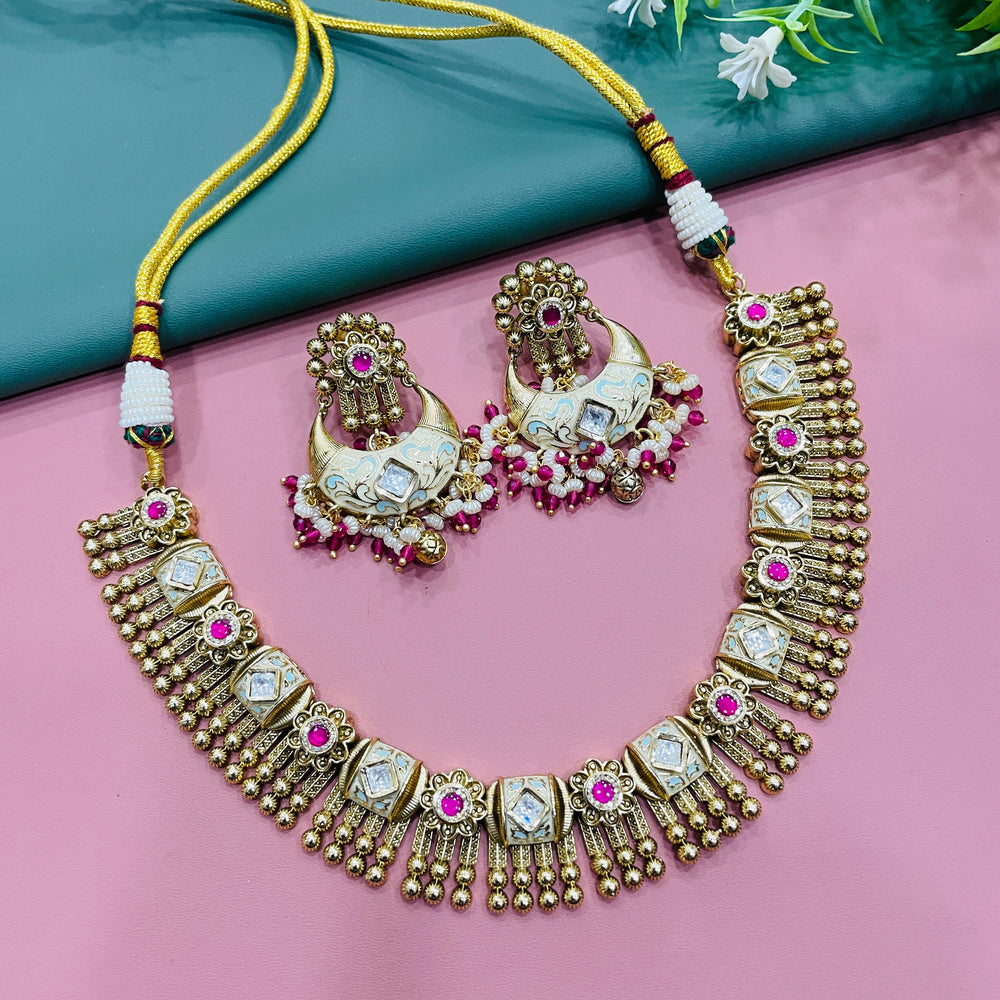 Antique choker set