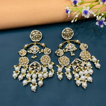  MAHENDI POLISH EARRING