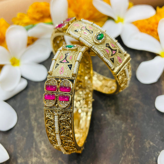 KUNDAN BANGLES