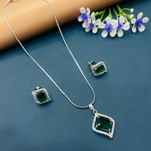  SILVER DIMOND NECKLACES