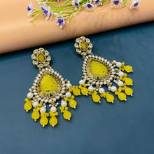  MAHENDI POLISH EARRING