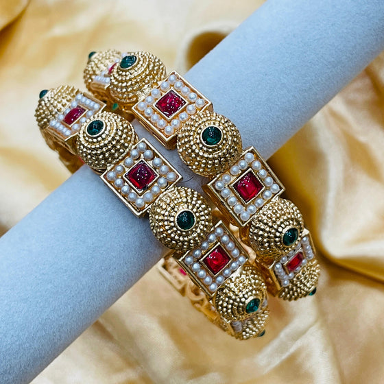 GOLDEN BANGLES