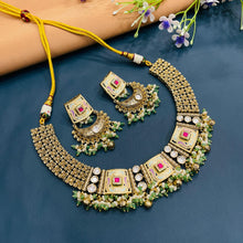  KUNDAN SET