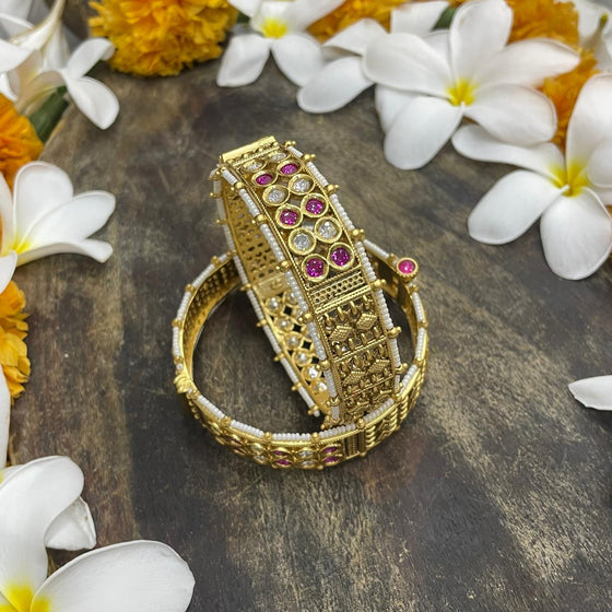 KUNDAN BANGLES