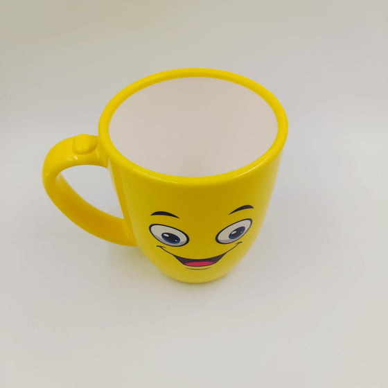 PLASTIC MUG