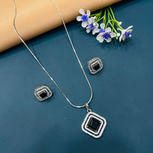  SILVER DIMOND NECKLACES