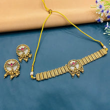  ANTIQUE CHOKER SET