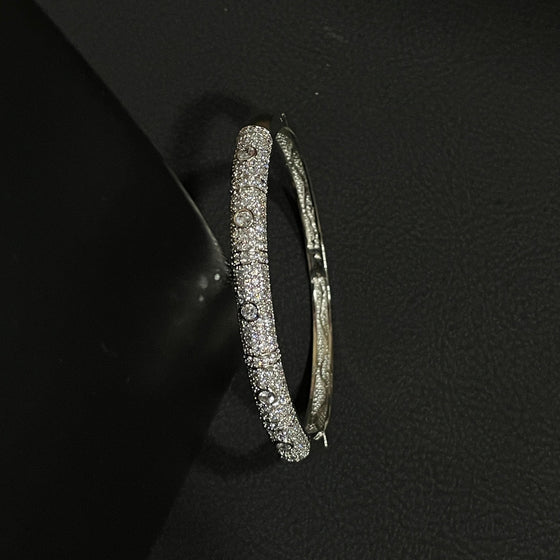 AD DIMOND BRACELET