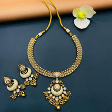  KUNDAN SET