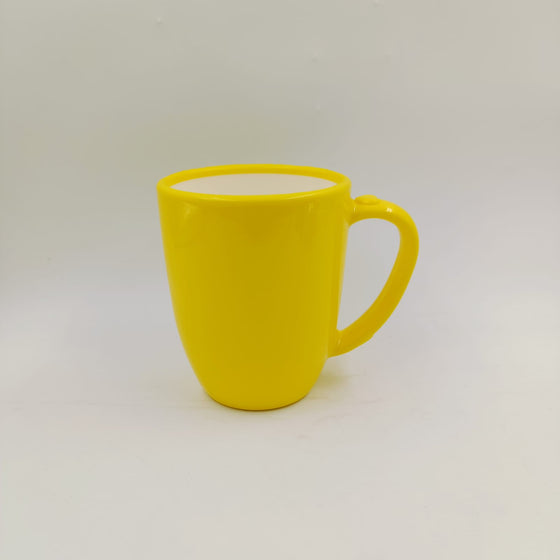 PLASTIC MUG