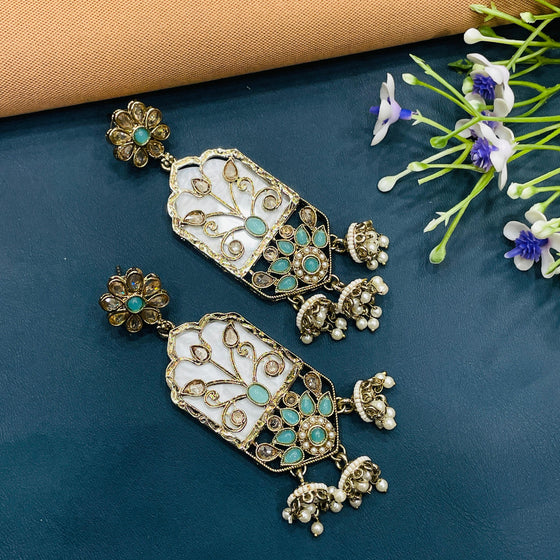 MAHENDI POLISH EARRING