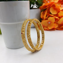  GOLDEN BANGLES