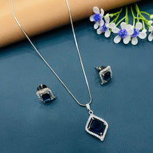  SILVER DIMOND NECKLACES