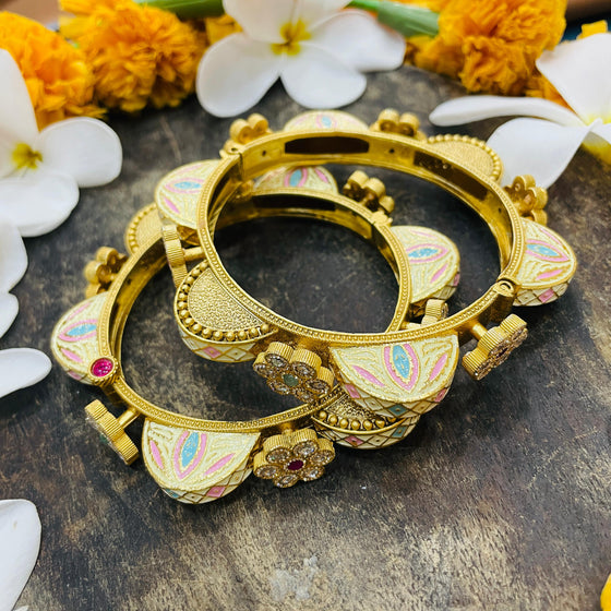 KUNDAN BANGLES