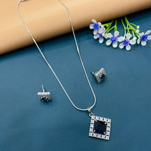  SILVER DIMOND NECKLACES