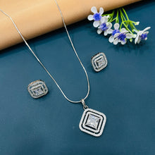  SILVER DIMOND NECKLACES