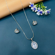  SILVER DIMOND NECKLACES