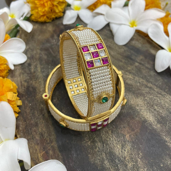 KUNDAN BANGLES