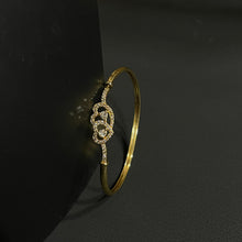  GOLDEN BRACELET