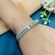  SILVER BRACELET