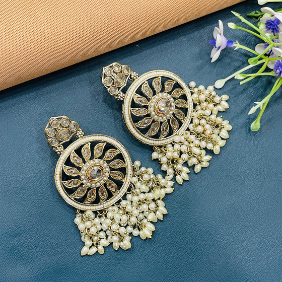 MAHENDI POLISH EARRING