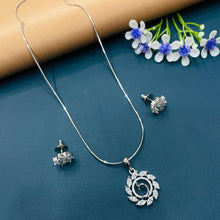  SILVER DIMOND NECKLACES