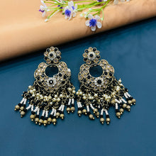  MAHENDI POLISH EARRING