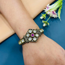  KUNDAN BRACELET