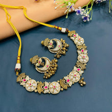  ANTIQUE CHOKER SET