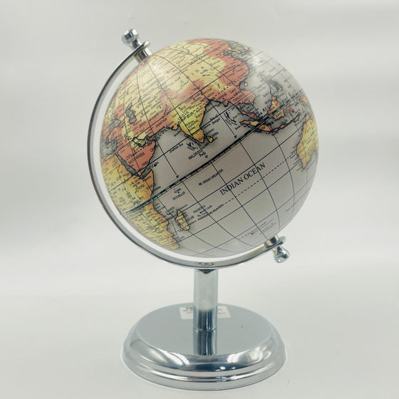 METAL GLOBE