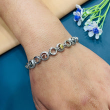  SILVER BRACELET