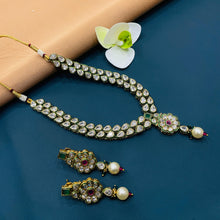  KUNDAN SET