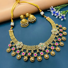  KUNDAN SET