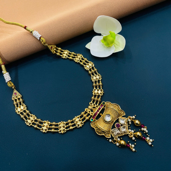 ANTIQUE CHOKER SET