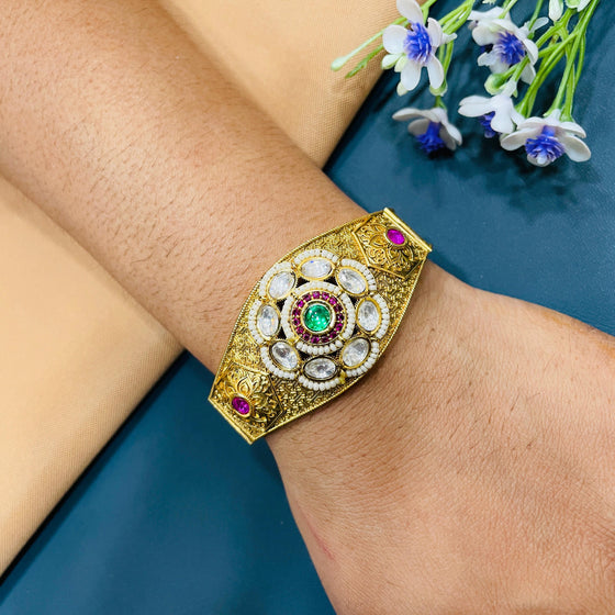 KUNDAN BRACELET