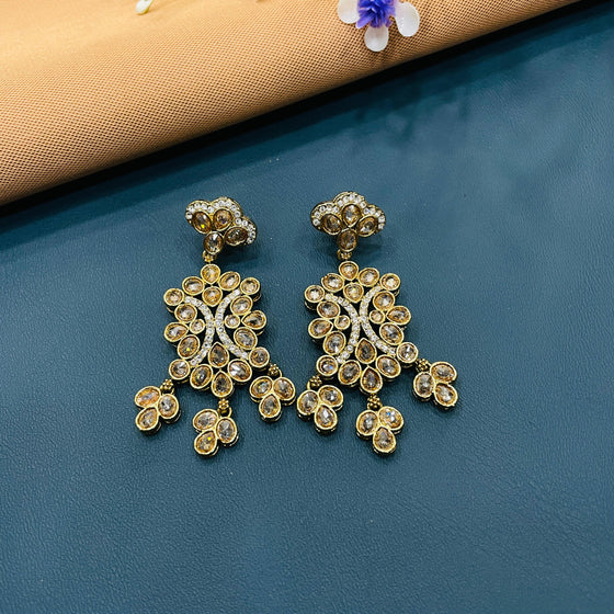 MAHENDI POLISH EARRING