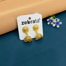  GOLDEN EARRINGS