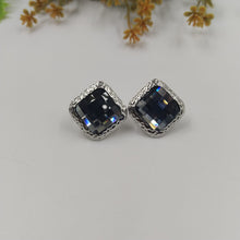  SILVER DIAMOND EARRINGS