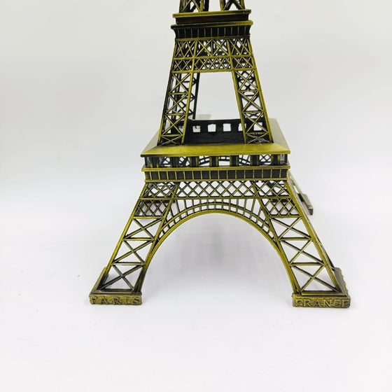 EIFFEL TOWER