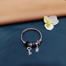  PANDORA BRACELET