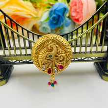  GOLDEN SADI PIN