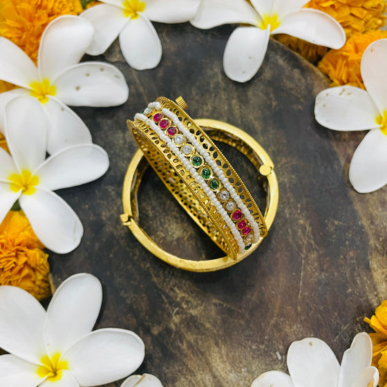 KUNDAN BANGLES